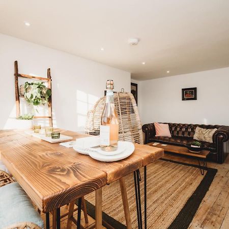 Pass The Keys Stylish 2 Bed Eco Flat In The Heart Of Bath Apartamento Exterior foto