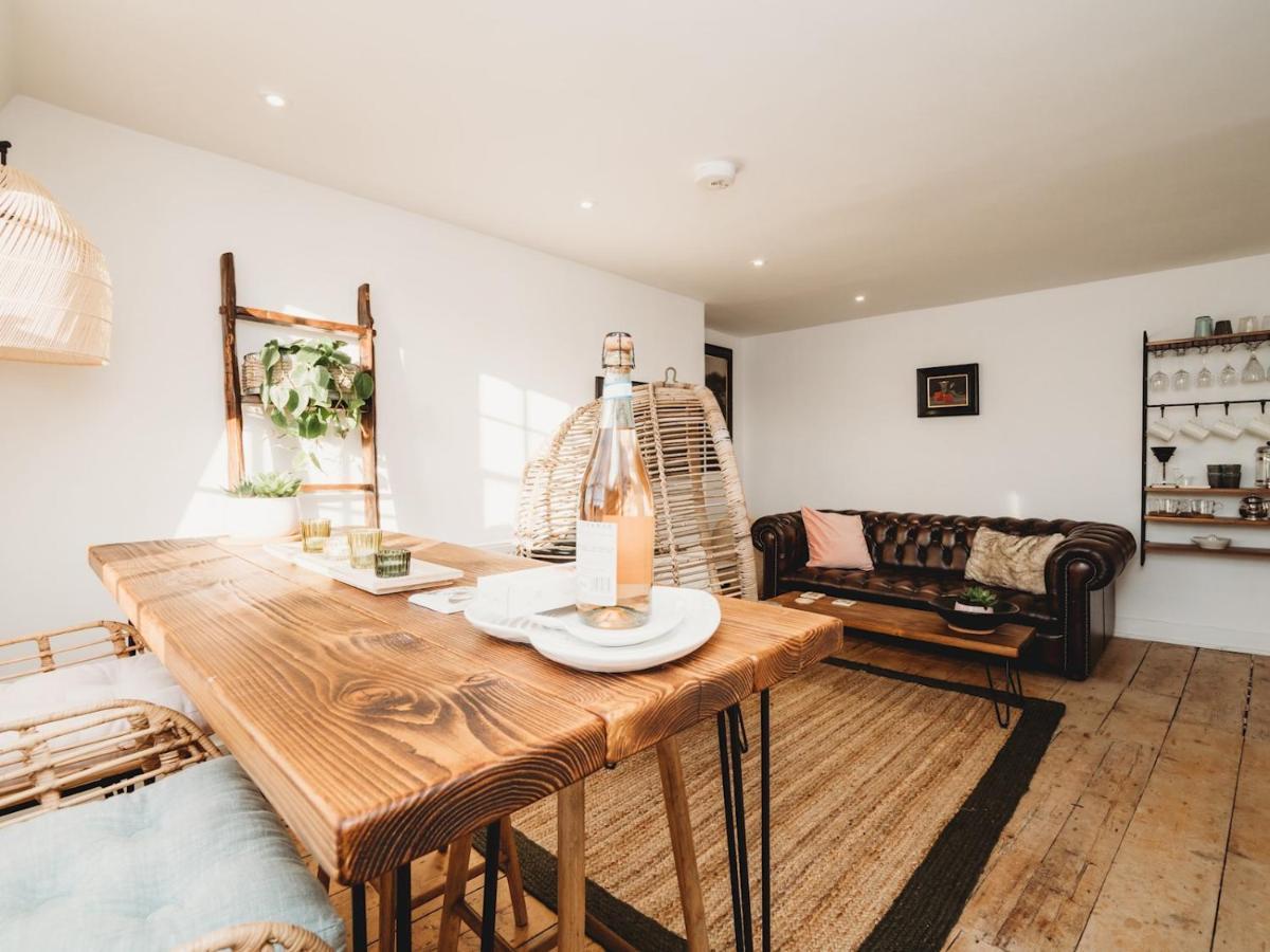 Pass The Keys Stylish 2 Bed Eco Flat In The Heart Of Bath Apartamento Exterior foto