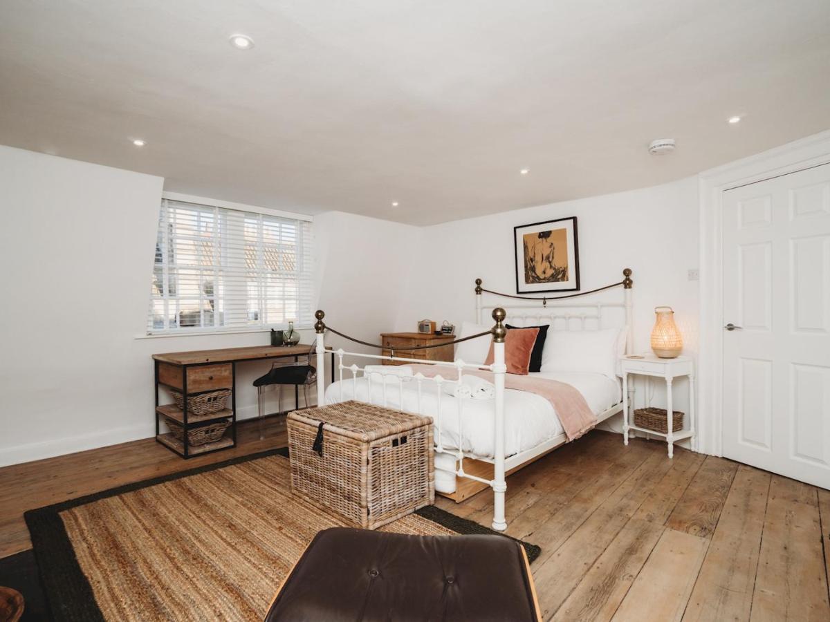 Pass The Keys Stylish 2 Bed Eco Flat In The Heart Of Bath Apartamento Exterior foto