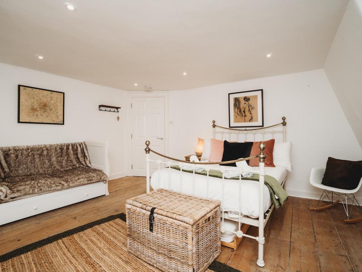 Pass The Keys Stylish 2 Bed Eco Flat In The Heart Of Bath Apartamento Exterior foto
