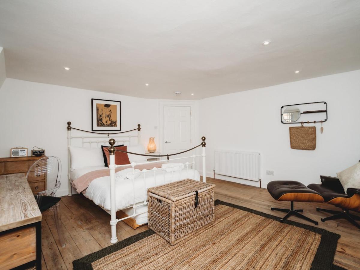 Pass The Keys Stylish 2 Bed Eco Flat In The Heart Of Bath Apartamento Exterior foto