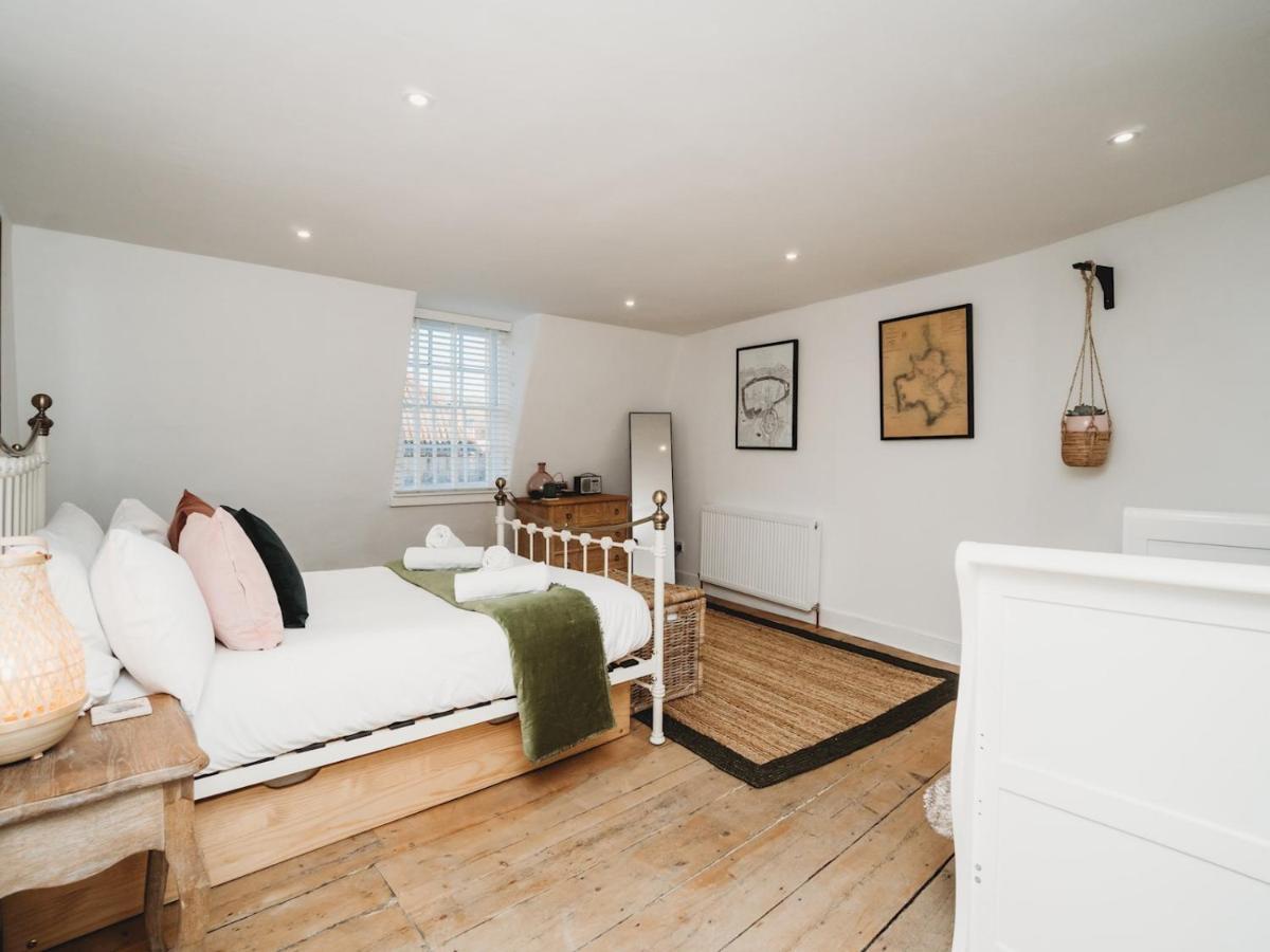 Pass The Keys Stylish 2 Bed Eco Flat In The Heart Of Bath Apartamento Exterior foto