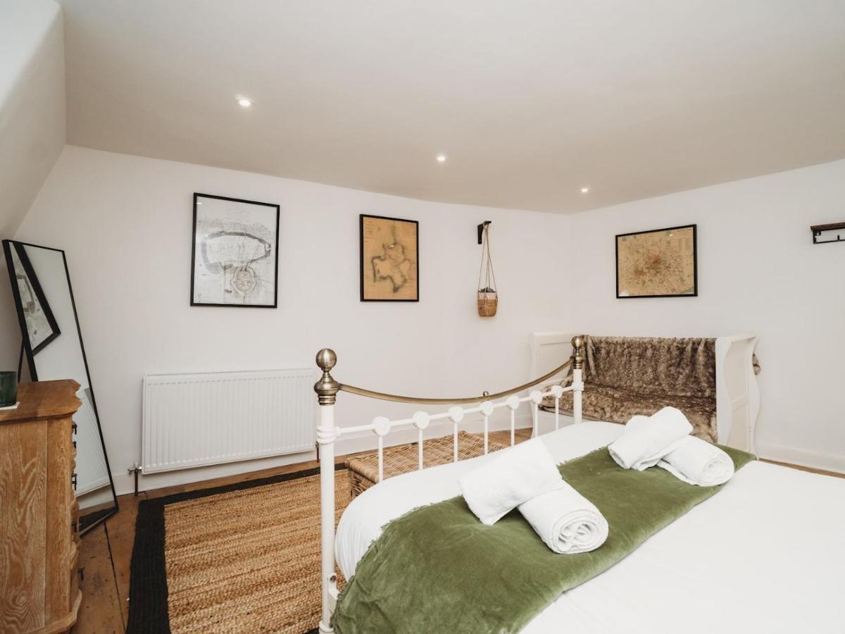Pass The Keys Stylish 2 Bed Eco Flat In The Heart Of Bath Apartamento Exterior foto