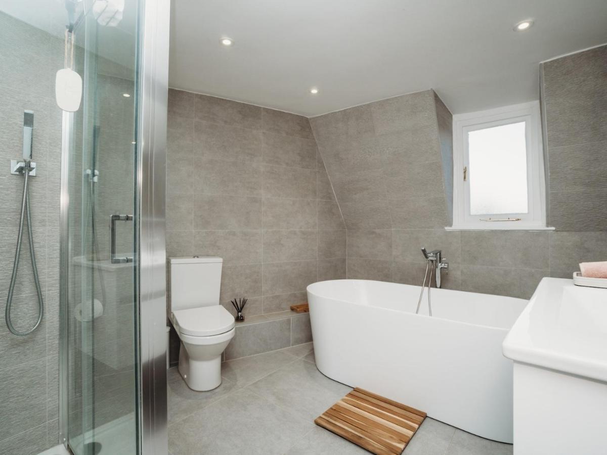 Pass The Keys Stylish 2 Bed Eco Flat In The Heart Of Bath Apartamento Exterior foto